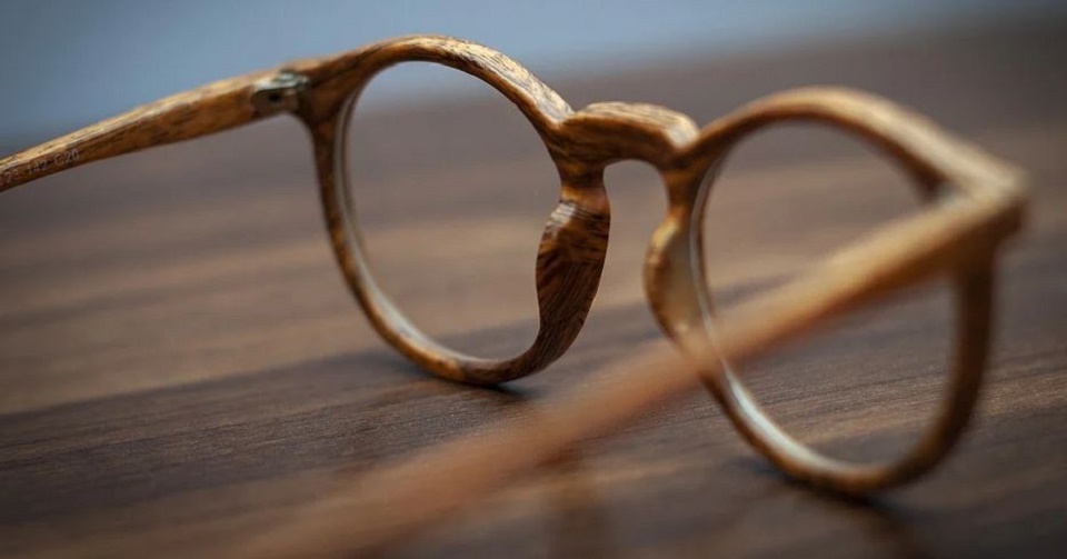 lunettes de soleil en bois pour homme classe