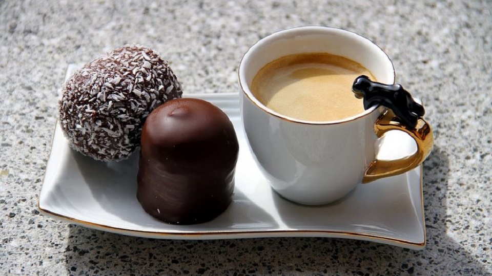 Accord chocolat-café : comment massocier les saveurs du cacao et du caoua