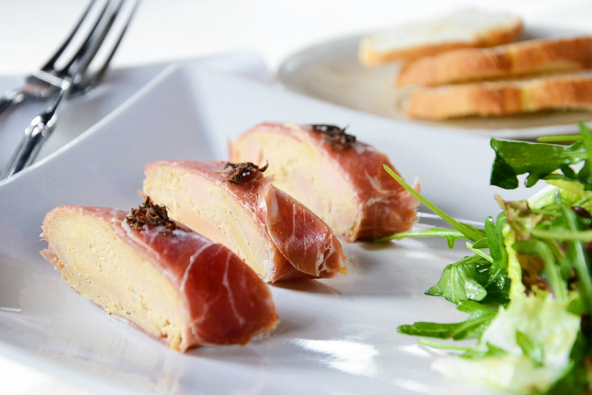 Foie gras : un mets d'exception pour table de fêtes