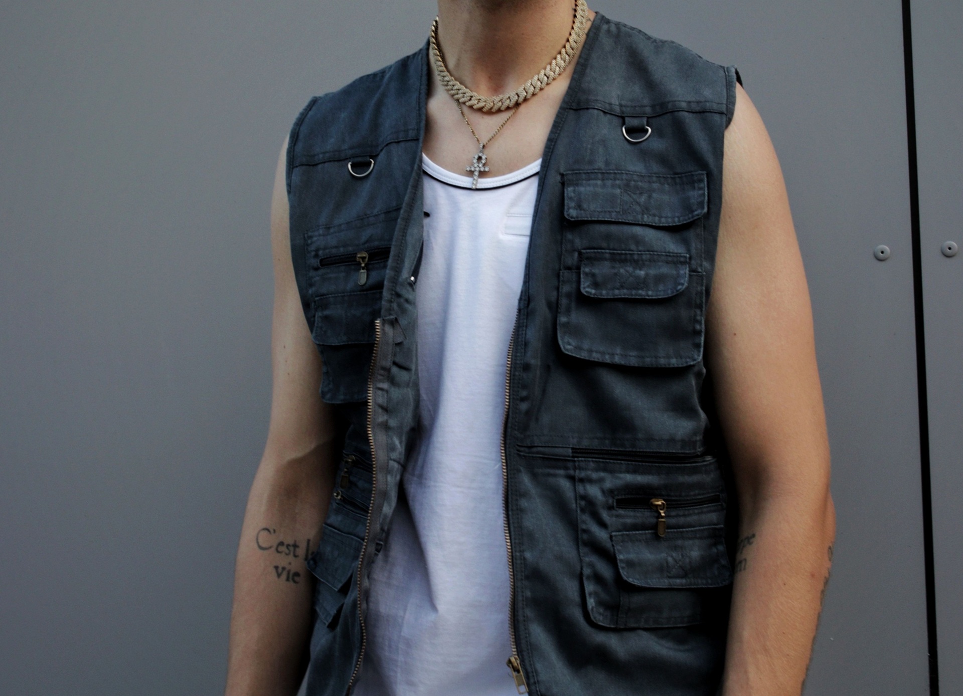 Gilets multipoches pour homme sans manches 