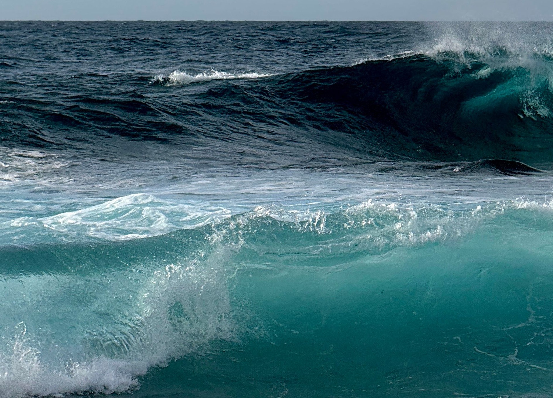 Vagues et courants, les dangers de la baignade en mer et en rivière