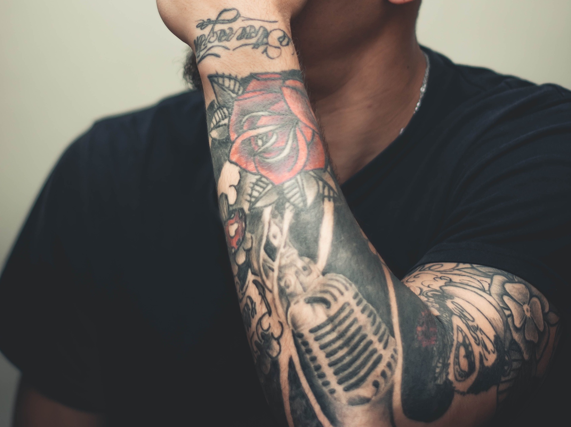 Tatouage manchette pour homme