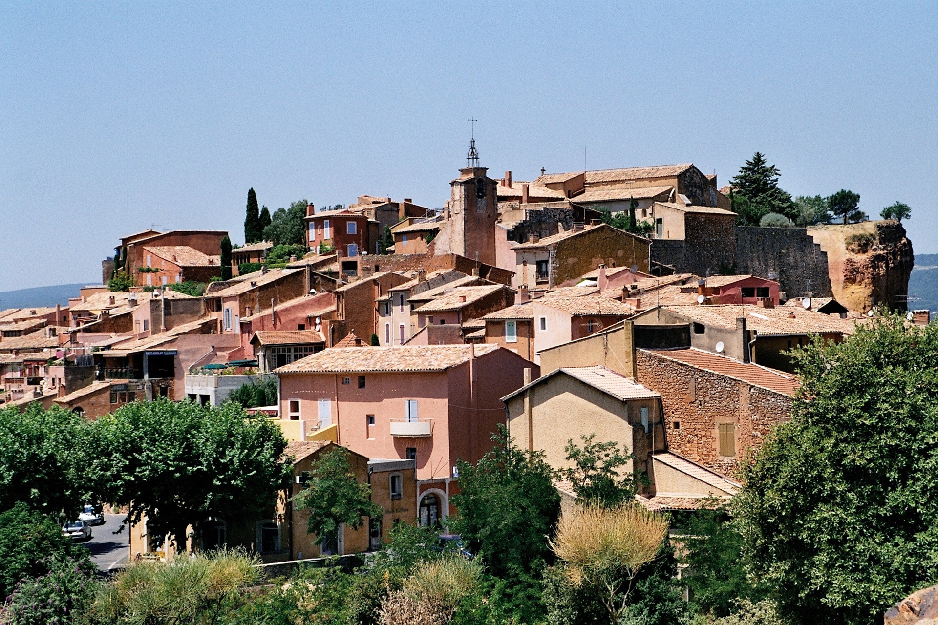 Roussillon : que visiter dans ce village pittoresque du Vaucluse ?